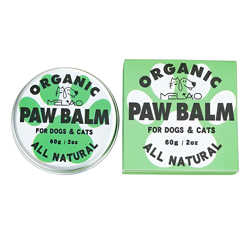 Organiczny Balsam do Łap dla Psów i Kotów Zielono-biała puszka i pudełko z organicznym, naturalnym balsamem dla łapek psów i kotów, 60g, łagodzący i ochronny.