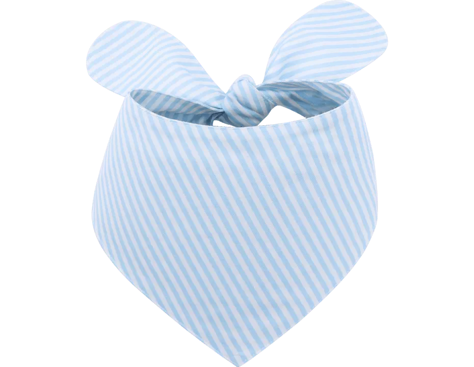 Spersonalizowana Stylowa Bandana dla Psa z Wyhaftowanym Imieniem Jasnoniebieska i biała paskowa personalizowana chustka dla psa z wiązaniem, możliwość haftowania imienia.