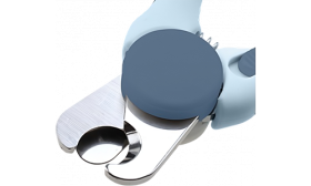 Niebieskie nożyczki do pazurów dla psa z osłoną bezpieczeństwa, ostre stalowe ostrza do precyzyjnego przycinania.